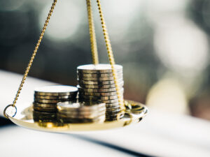 Canadian post-tax income fell sightly in 2023